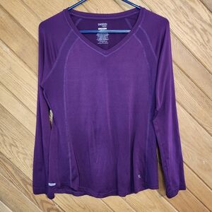 Danskin Now Fitted Medium Plush Plum Purple Long Sleeve V Neck Athletic Top
